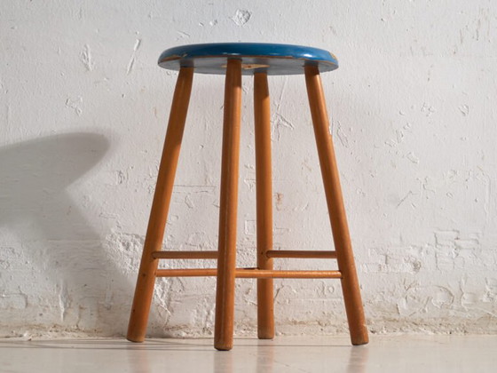 Taburete de madera antiguo con asiento redondo – Europa Central, circa 1950 – Vintage (photo 13 of 40)