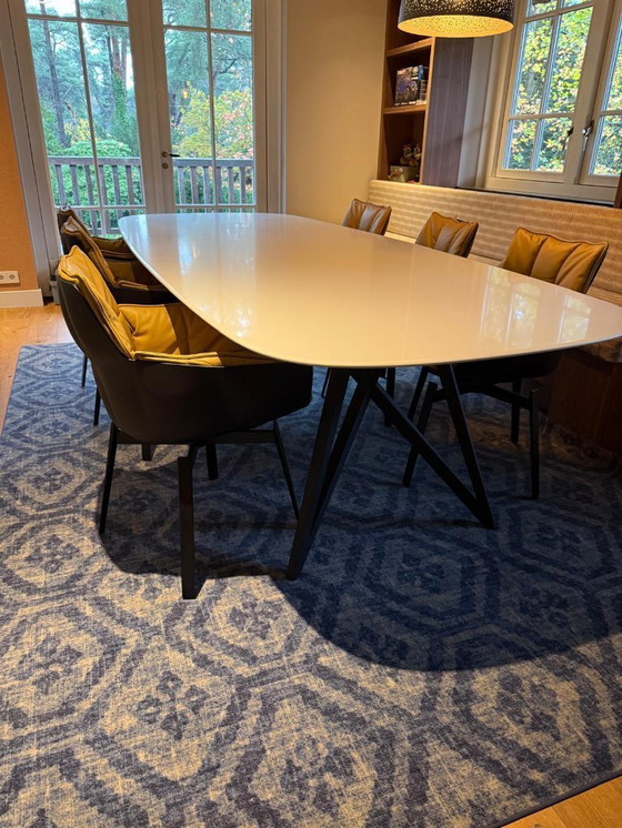 Image 1 of Mesa Seito diseñada por Walter Knoll