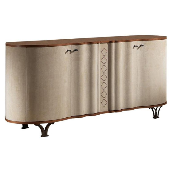 Luciano Frigerio Nettuno Credenza Curva in Pergamena per Frigerio di Desio 1970 – Cassettiere, Brass (photo 2 of 27)