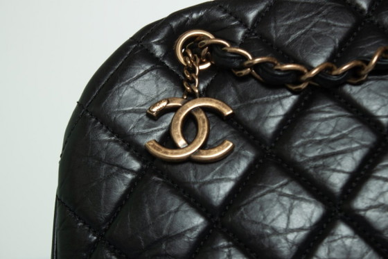 Borsa a spalla Chanel con tracolla a catena, Borse a spalla, Pelle, Metallo, Nero (foto 12 di 12)