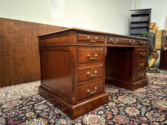 Klassischer englischer Globe Wernicke Schreibtisch – Leather, Wood (photo 5 of 19)