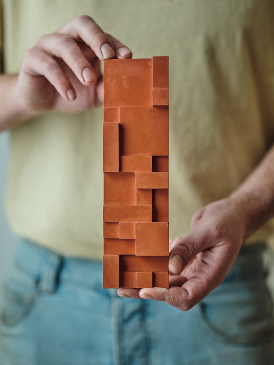 Image 1 of Oggetti brutalisti in cemento da parete