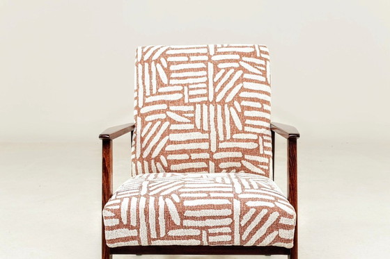 Image 1 of Mid-century moderne loungestoel met etnische jacquardafwerking, 1970