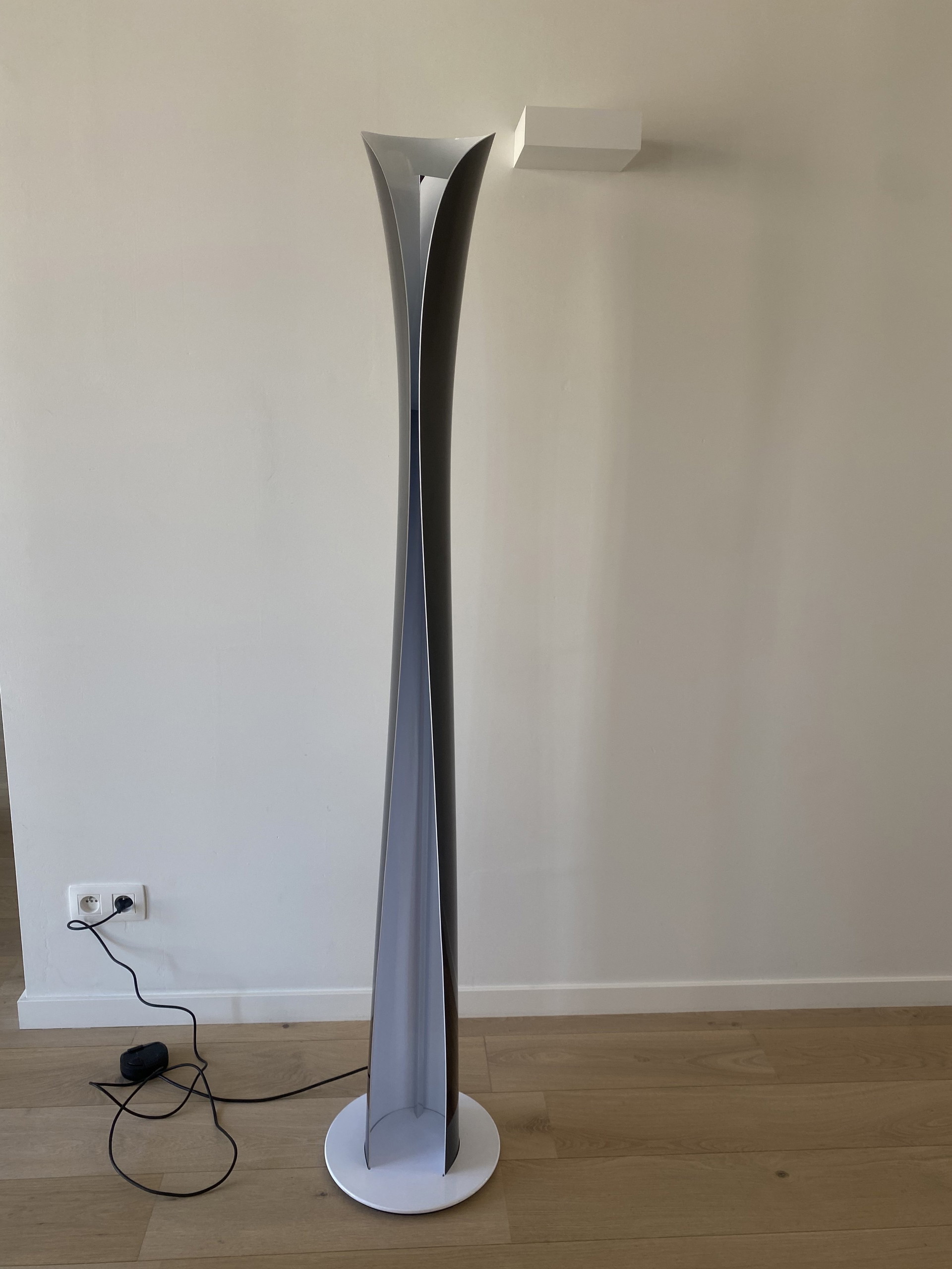 Artemide Floor lights | Whoppah