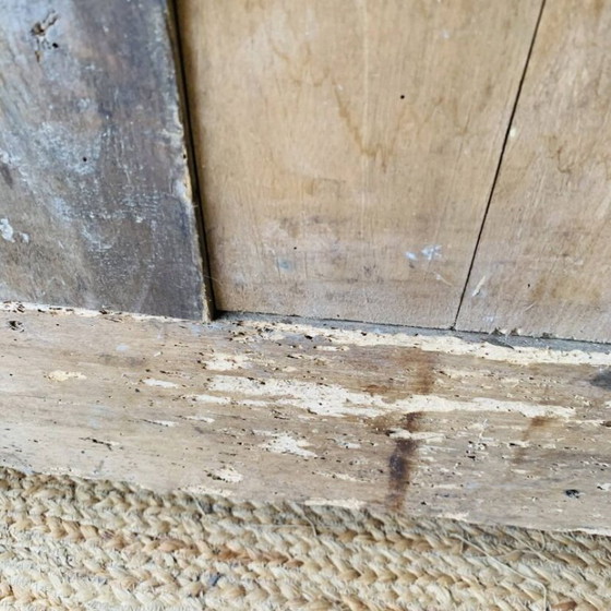 Image 1 of Dressoir / Ambachtelijk meubilair