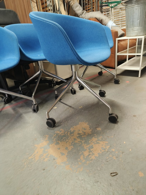 4 HAY Design Vintage Office Chairs In Blue – Plastic, Textile (photo 3 of 7)