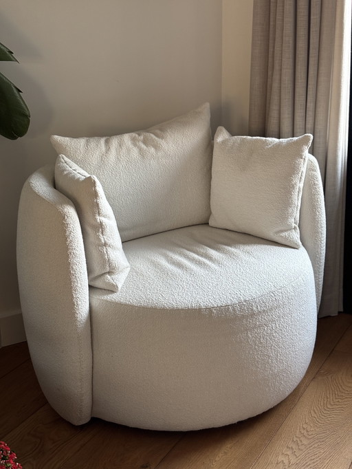 Armchair off white Boucle 
