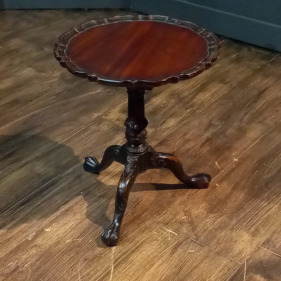Table d'appoint inclinable antique en acajou style géorgien de 1904 – Tables d'appoint, Wood (photo 2 of 16)
