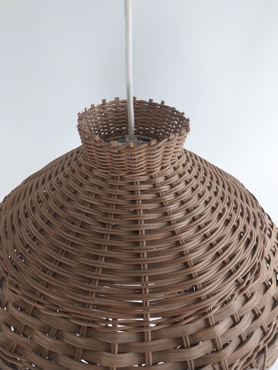 Image 1 of 1 x lampada a sospensione in vimini della metà del secolo scorso