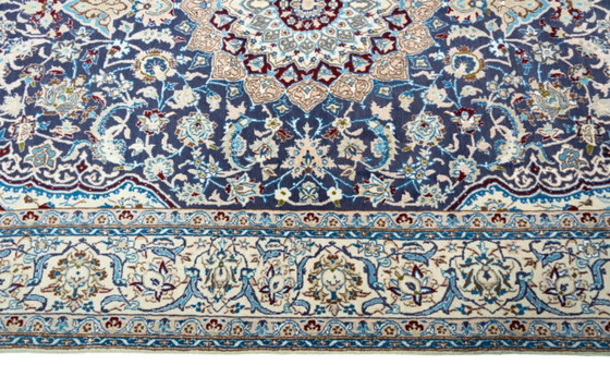 Image 1 of Hand-knotted Nain 9La oriental rug with silk content - 270 x 165 cm