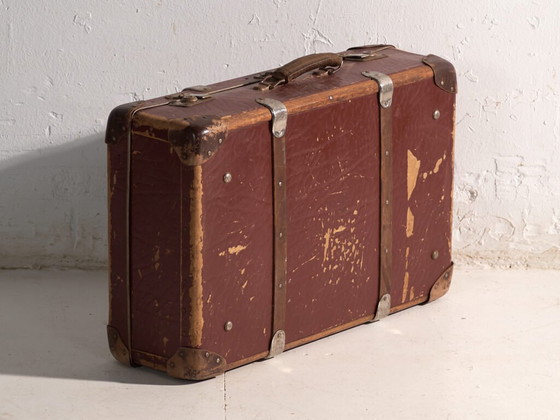 Antique travel suitcase in vulcanised fibre – Czechoslovakia, circa 1930 – Travel bags, Wood, Metal (photo 35 of 39)