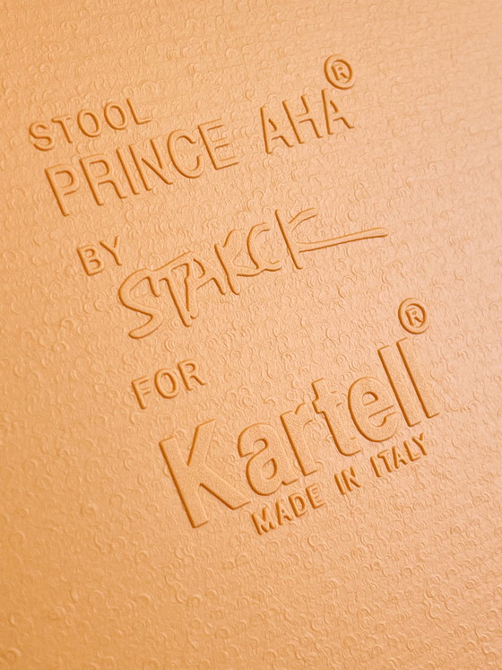 Image 1 of Kartell - Philippe Starck - Ensemble de 2 tabourets/tables d'appoint Prince AHA avec rangement