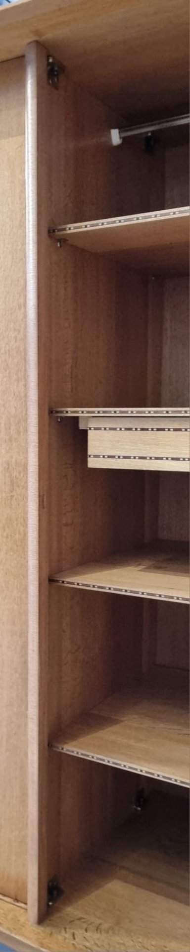 Image 1 of guardaroba di metà secolo