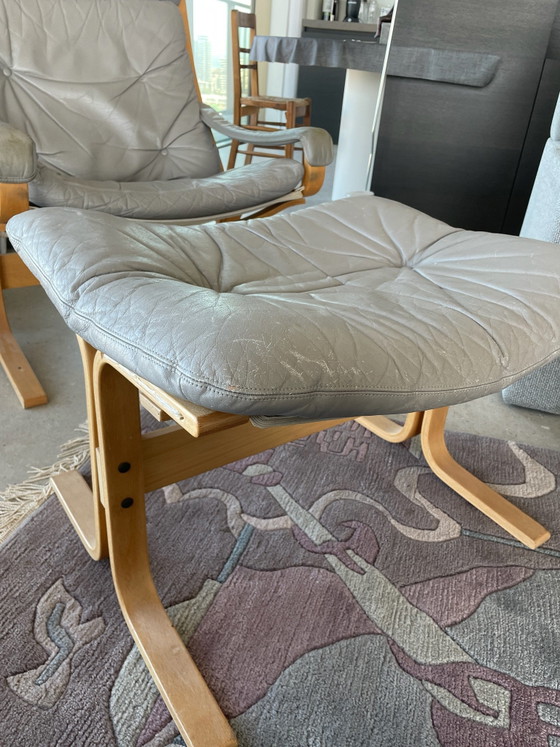 Fauteuil lounge Siesta vintage avec ottoman par Ingmar Relling pour Westnofa – Cuir, Bois (photo 2 of 5)