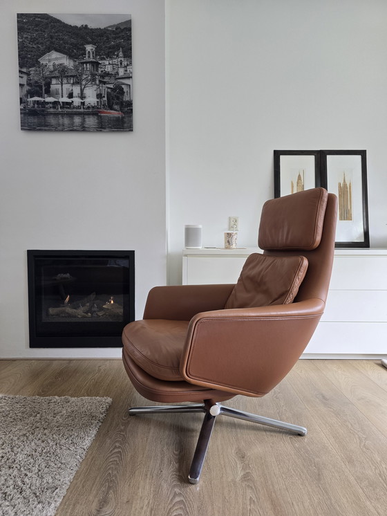 Image 1 of Vitra Grand Fauteuil Relax Antonio Citterio