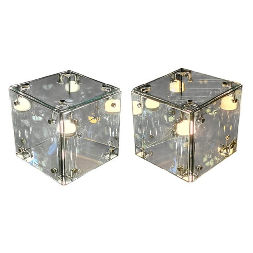Lampada ottica Pulsar di Nucleo Sormani Italy, progettata dallo Studio Arditi negli anni '70.