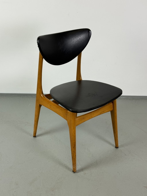 Set van 4 vintage eetkamerstoelen in Scandinavische stijl – Jaren 60 – Skai, Wood (photo 2 of 14)