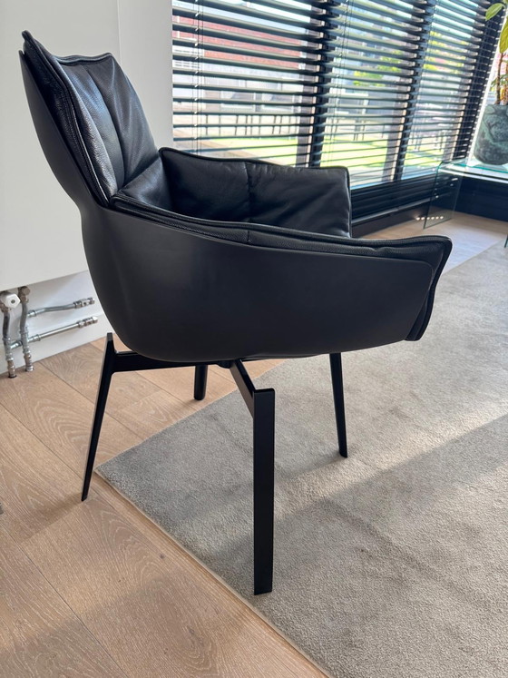 Image 1 of Chaises de salle à manger Husk B&B Italia en cuir noir