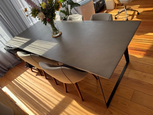 Design Concrete Table