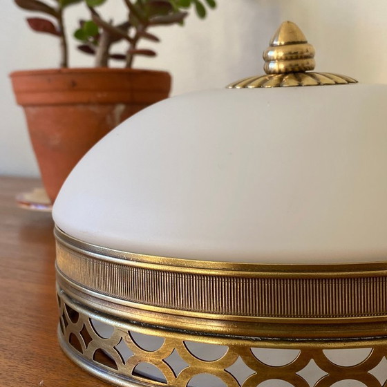 Image 1 of Paire d'appliques plafonniers anciens demi sphérique en verre blanc et laiton doré 1950 1960