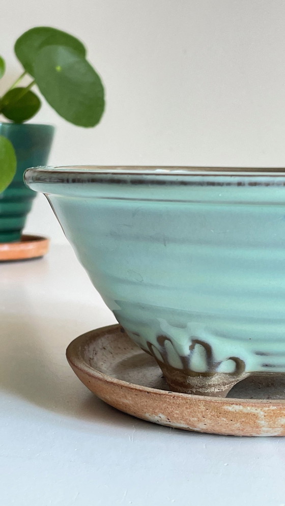 Image 1 of Vintage keramische driepoot pot en schotel