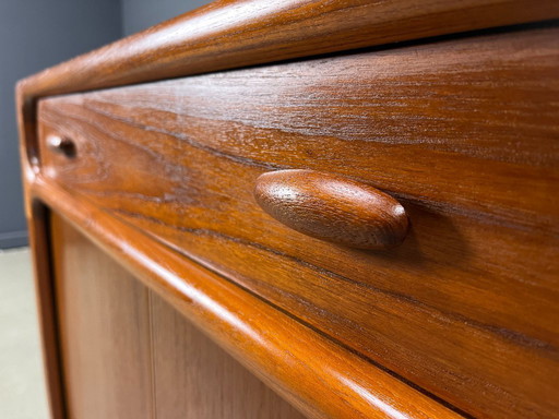 Mueble de mediados de siglo de Dyrlund, años 60