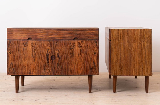 Image 1 of Par de armarios de estilo moderno de mediados de siglo, diseñados por H. W. Klein para Bramin, Dinamarca, década de 1960.