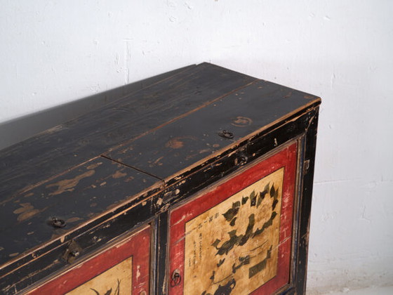 Credenza antica laccata con motivi di loto dipinti – Cina, circa 1920 – Credenze (photo 11 of 40)