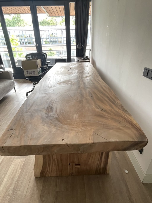 Mesa, escritorio o comedor