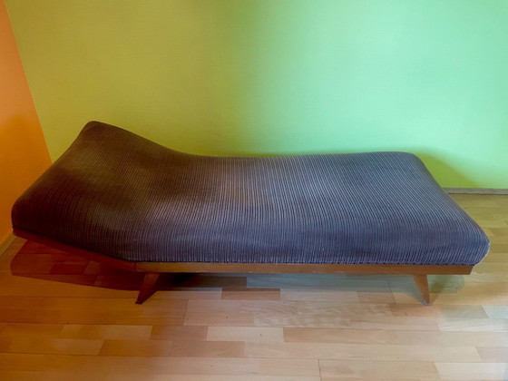Image 1 of Chaise longue di metà secolo