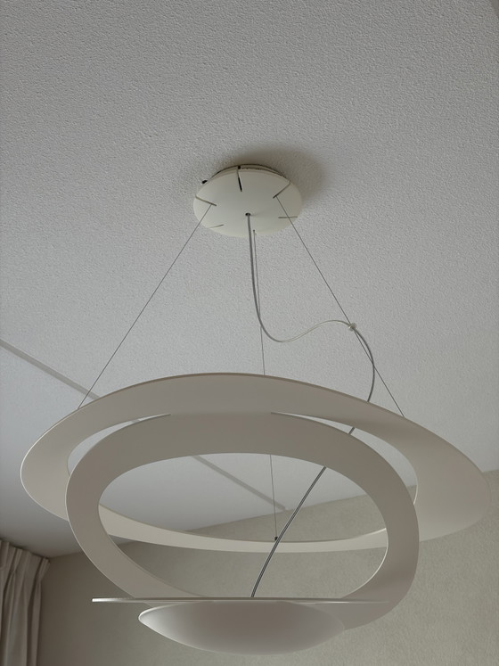 Artemisia Pirce 69 cm – Artemide, Pendant lamps, Aluminium (photo 4 of 5)