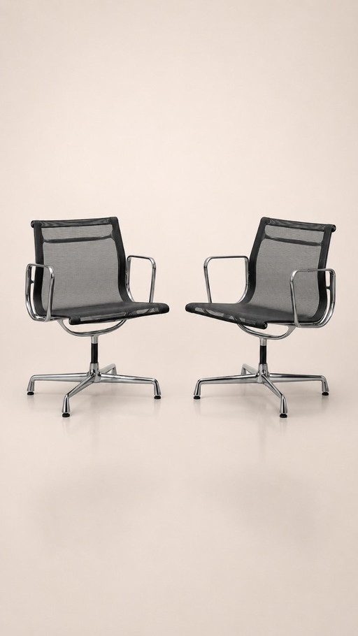 2 Vitra Charles & Ray Eames EA 103 Aluminium-Bürostühle