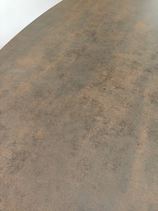 Table, Hoogebeen.