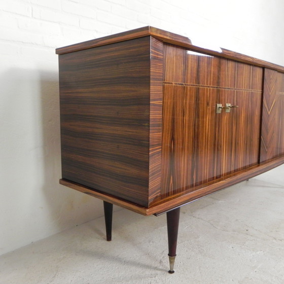 Image 1 of Dressoir M. Delahaye, 2,2 m lang, jaren 60