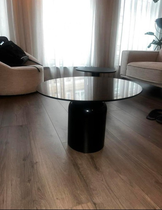 Image 1 of Mesa auxiliar marrón y negra (para sala de estar)