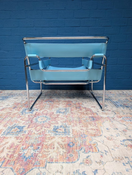 Image 1 of Vintage blauwe Wassily fauteuil, Marcel Breuer, jaren 80