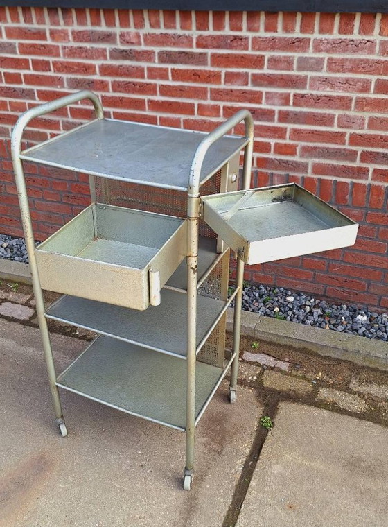 Metal trolley with drawers, grey, Heliolithe, Bar carts, Vintage (photo 3 of 9)