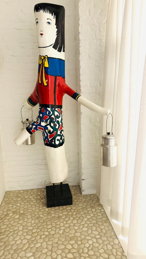 Image 1 of Laitière - grande sculpture en bois polychrome, signée majé