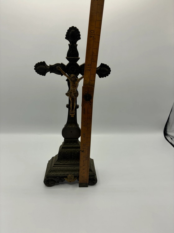 Crocifisso d'altare in bronzo - Cristo dorato - XIX secolo - Stile neogotico – Sculture, Bronze (photo 5 of 6)