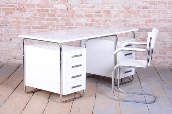 Gerestaureerd Bauhaus-schrijfbureau, van Marcel Breuer voor Thonet, chroom, Tsjechië, jaren 1930 – Metal (photo 4 of 13)