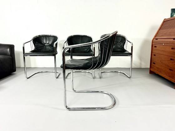 Quatre Chaises Cantilever, Noires, Fasem, Chaises de salle à manger, Cuir, Chrome, Vintage (photo 3 sur 11)