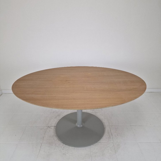 Image 1 of Large Oval Dining Table in Oak by Pierre Paulin for Artifort, 2018