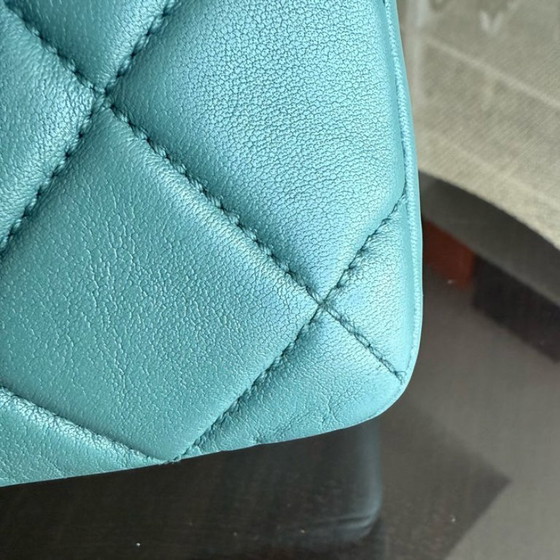 Image 1 of Chanel Trendy CC Small - Gewatteerd lamsleer, groen, goudkleurige hardware, serie 26