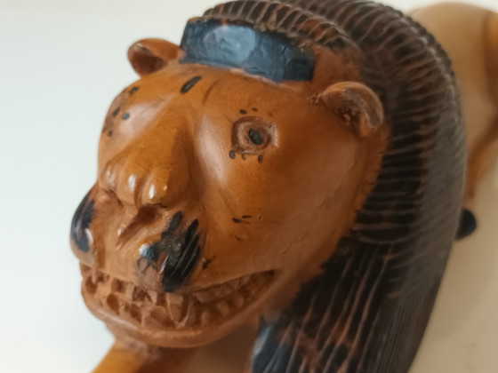 Image 1 of Hölzerner Löwe Volkskunst
