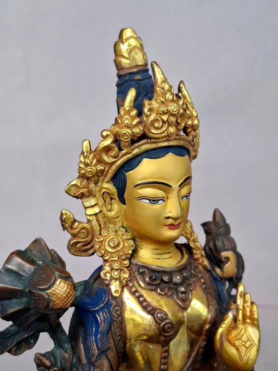 Grüne Tara – Patinierte Bronze – Gold Face – Dekorative Objekte (photo 13 of 18)