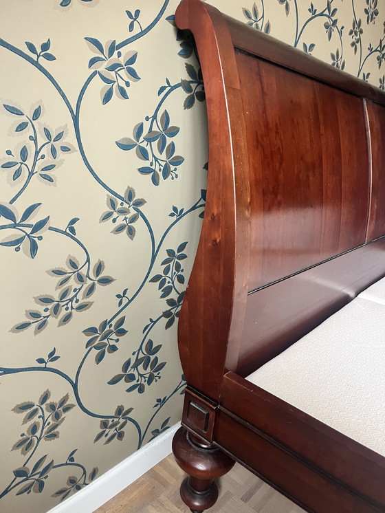 Image 1 of Letto a slitta in legno massello fatto a mano Kingsize con etichetta