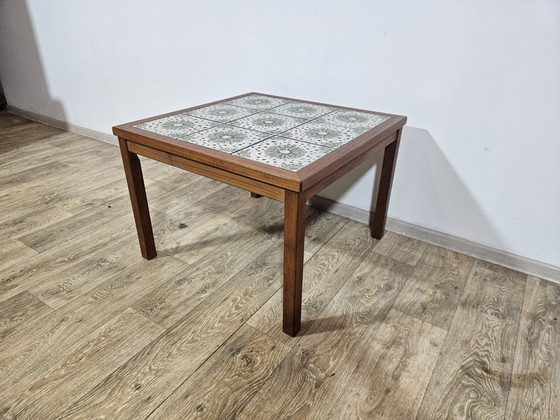 Teak Table with Ceramics, Denmark, 1960s – Coffee table books, Wood, Scandinavian (photo 9 of 14)