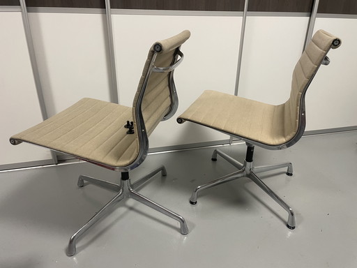 2 Vintage Vitra Eames EA Chairs - Very Good Condition!