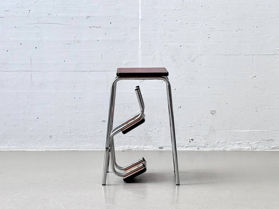 Image 1 of Tabouret vintage avec revêtement en similicuir marron et structure chromée