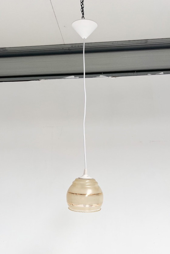 Beige Met Goudkleurige Vintage Plafondlamp, 1960's – Hanglampen, Glass, Plastic (photo 6 of 6)